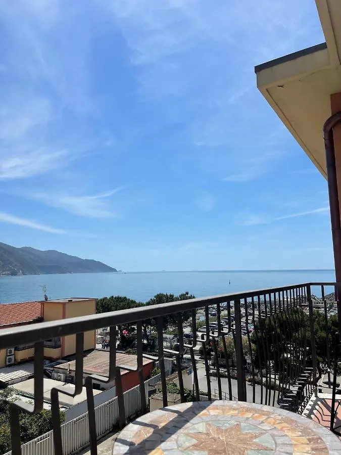 蒙特罗索阿尔马雷 La Casa Sul Mare - Monterosso - Cinque Terre酒店 招待所